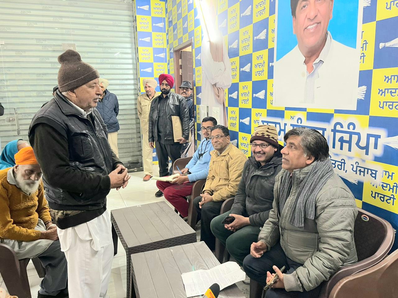 Cabinet Minister Gimpa heard the complaints of the people in Janata Darbar